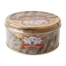 Sesampaste mit Kakao-Halva